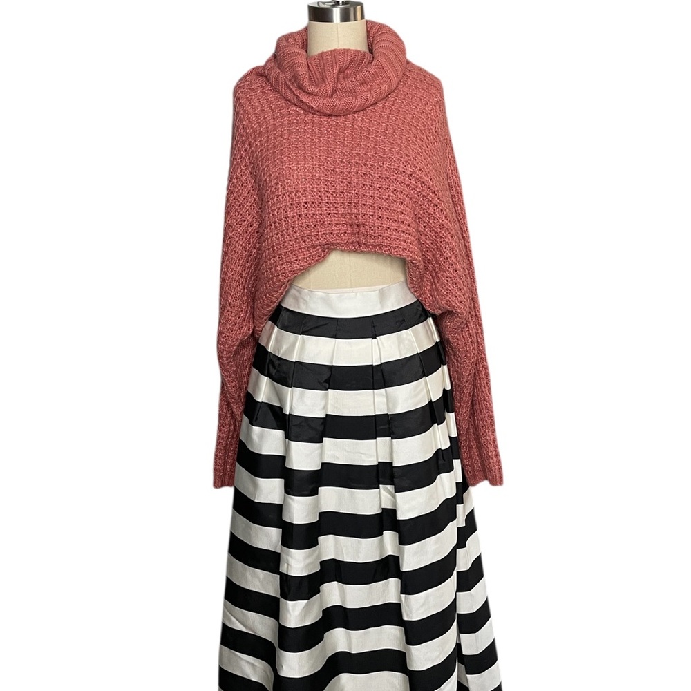 Express_Cozy Pink Knit Turtleneck Top_Medium (oversized look)